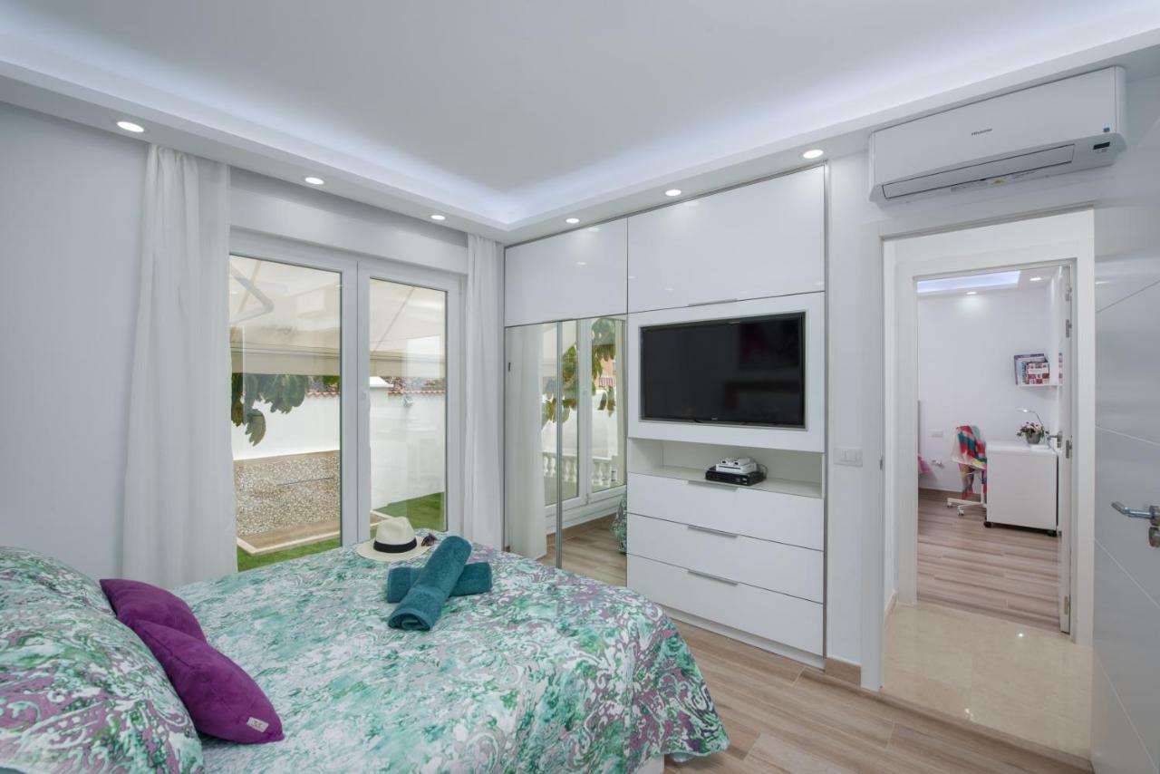 Villa Valentina Ocean View Heated Pool Адехе Екстериор снимка